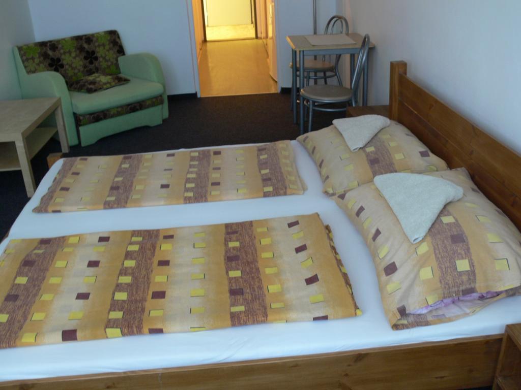 Lazza Motel Brünn  Kültér fotó