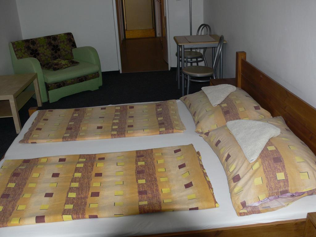 Lazza Motel Brünn  Kültér fotó